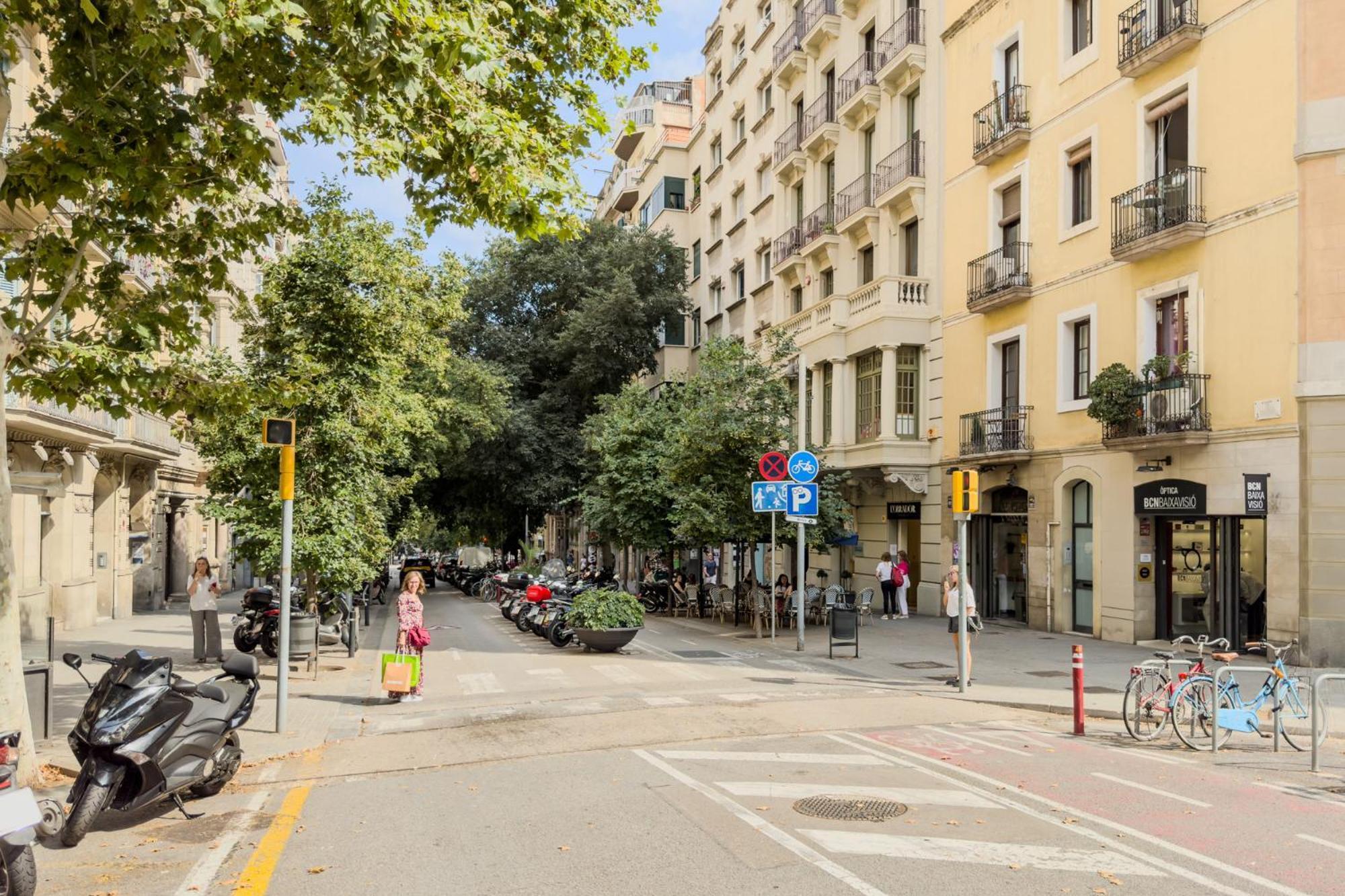 Enrique Granados Lejlighed Barcelona Eksteriør billede